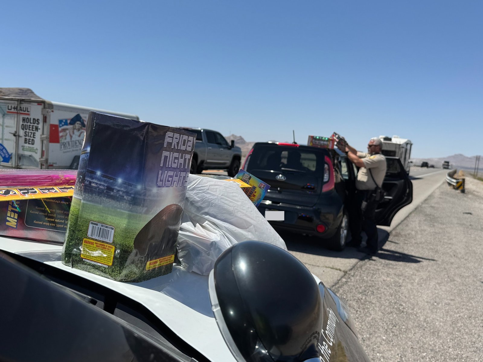Autoridades refuerzan vigilancia por fuegos artificiales ilegales