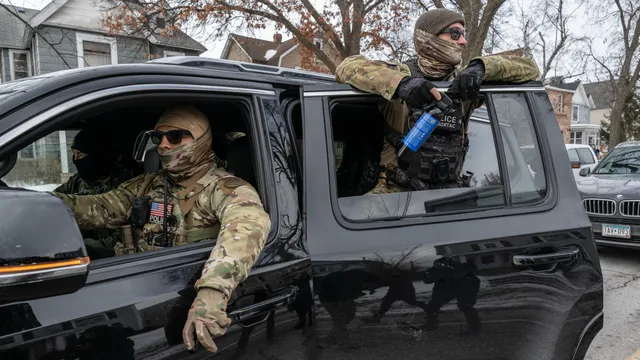 ADMINISTRACIÓN DEL PRESIDENTE DONALD TRUMP OTORGA CONTRATOS MILLONARIOS A EMPRESAS PRIVADAS PARA RASTREAR MIGRANTES