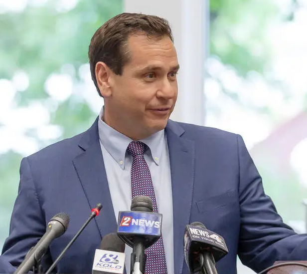 Secretario de Estado de Nevada rechaza el SAVE Act por exigir prueba de ciudadanía