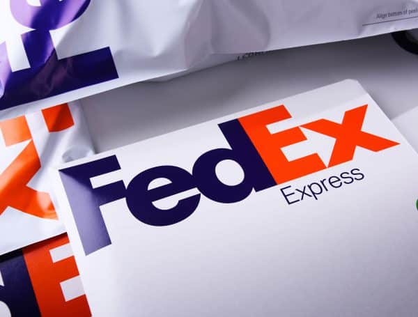 FedEx devolverá a clientes cualquier reembolso que reciba por aranceles declarados ilegales