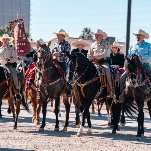 Metro Police celebra tercera Cabalgata anual en Las Vegas